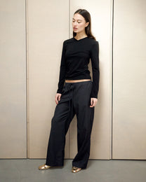 High V-Neck Longsleeve - Black